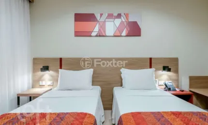 Kitnet / Stúdio à venda na Avenida Inácio Vasconcelos, 49, Boa Vista, Porto Alegre, 23 m2 por R$ 465.000