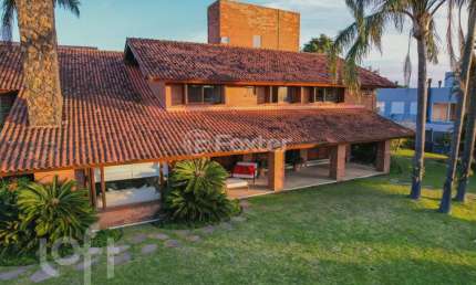 Casa com 4 quartos à venda na Rua Araruama, 638, Vila Jardim, Porto Alegre, 800 m2 por R$ 12.500.000