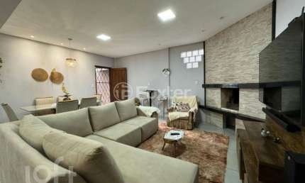 Casa com 2 quartos à venda na Avenida das Américas, 1125, Duque de Caxias, São Leopoldo, 156 m2 por R$ 355.000