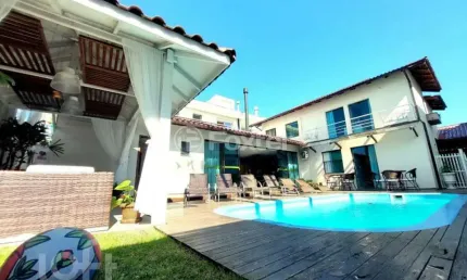 Casa com 5 quartos à venda na Rua dos Cações, 411, Jurerê Internacional, Florianópolis, 360 m2 por R$ 4.500.000