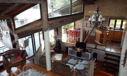 Casa em condomínio fechado com 3 quartos à venda na Rua Das Bromélias, 137, Santa Terezinha, Canela, 170 m2 por R$ 1.950.000