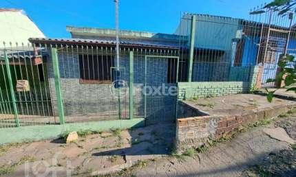 Casa com 3 quartos à venda na Acesso Quatorze, 202, Jardim Carvalho, Porto Alegre, 100 m2 por R$ 190.000