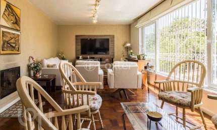 Casa com 5 quartos à venda na Rua Comendador Creidy, 197, Chácara das Pedras, Porto Alegre, 300 m2 por R$ 2.200.000