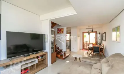 Casa com 3 quartos à venda na Avenida da Serraria, 1900, Espírito Santo, Porto Alegre, 100 m2 por R$ 389.000