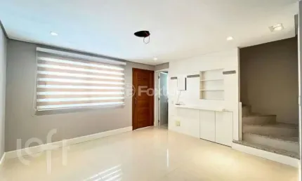 Casa em condomínio fechado com 3 quartos à venda na Rua Doutor Mário Totta, 1191, Tristeza, Porto Alegre, 210 m2 por R$ 999.000