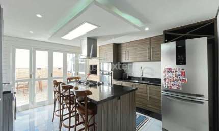 Casa em condomínio fechado com 3 quartos à venda na Rua Padre João Batista Reus, 2133, Vila Conceição, Porto Alegre, 152 m2 por R$ 580.000