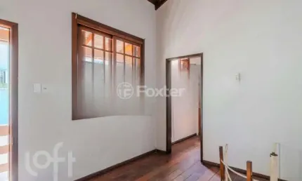 Casa com 3 quartos à venda na rua dom joão vi, 56, medianeira, porto alegre, 160 m2 por r$ 380.000