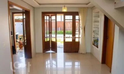 Casa com 3 quartos à venda na Rua Heitor Villa-Lobos, 306, Canudos, Novo Hamburgo, 177 m2 por R$ 950.000