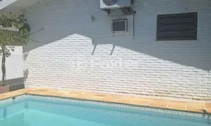 Casa com 4 quartos à venda na Rua Catumbi, 434, Medianeira, Porto Alegre, 201 m2 por R$ 750.000