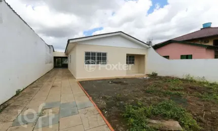 Casa com 3 quartos à venda na Rua Sarandi, 55, Mathias Velho, Canoas, 153 m2 por R$ 298.000