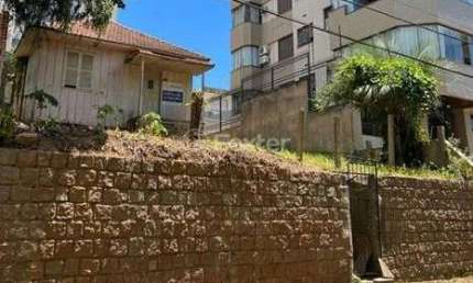 Terreno à venda na Rua Professor Bertrand Russel, 104, Vila Ipiranga, Porto Alegre, 360 m2 por R$ 450.000