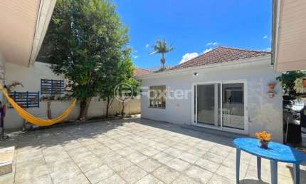 Casa com 4 quartos à venda na Rua Onze de Agosto, 398, São João, Porto Alegre, 152 m2 por R$ 610.000