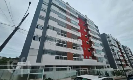 Apartamento com 2 quartos à venda na Rua Felipe Domingos Petry, 600, Praia Comprida, São José, 86 m2 por R$ 650.000