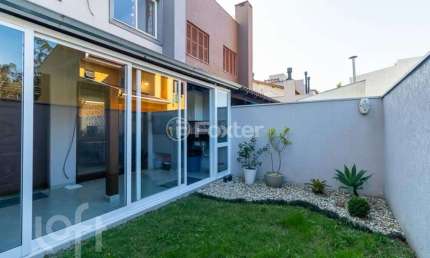 Casa com 3 quartos à venda na Rua Pau-Brasil, 760, Hípica, Porto Alegre, 191 m2 por R$ 630.000