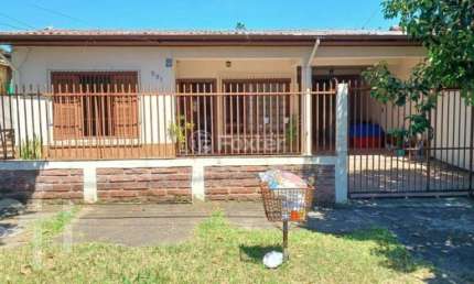 Casa com 2 quartos à venda na Avenida John Kennedy, 591, Santa Teresa, São Leopoldo, 131 m2 por R$ 450.000