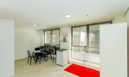 Sala comercial com 1 sala à venda na Rua Vinte e Quatro de Outubro, 650, Moinhos de Vento, Porto Alegre, 34 m2 por R$ 275.500