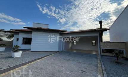 Casa com 2 quartos à venda na Rua Lauro Rosar, 100, Aririu, Palhoça, 240 m2 por R$ 1.050.000