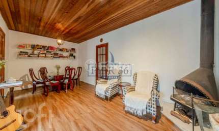 Casa com 3 quartos à venda na Rua Sargento Nicolau Dias de Farias, 270, Tristeza, Porto Alegre, 250 m2 por R$ 1.200.000