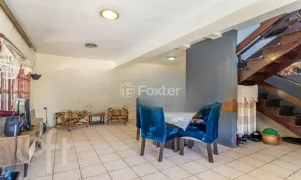 Casa com 2 quartos à venda na Rua Bogotá, 465, Jardim Lindóia, Porto Alegre, 290 m2 por R$ 745.000