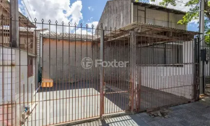 Casa com 2 quartos à venda na Rua Doutor Eduardo Viana Pinto, 388, Costa e Silva, Porto Alegre, 36 m2 por R$ 218.000
