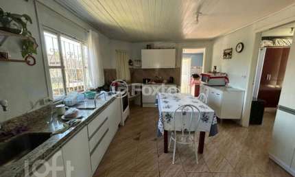 Casa com 3 quartos à venda na Rua Frei Galvão, 448, Rincão da Madalena, Gravataí, 160 m2 por R$ 240.000
