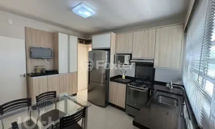 Casa com 3 quartos à venda na Rua Elesbão Pinto da Luz, 503, Monte Cristo, Florianópolis, 199 m2 por R$ 1.200.000