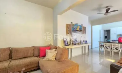 Casa com 3 quartos à venda na Rua Portão, 31, Guarani, Novo Hamburgo, 198 m2 por R$ 929.000