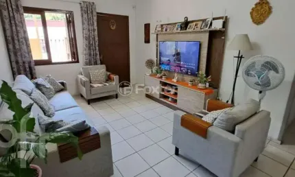 Casa com 4 quartos à venda na rua doutor barcelos, 1560, tristeza, porto alegre, 190 m2 por r$ 849.900