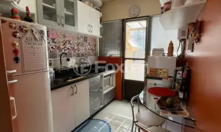 Casa com 2 quartos à venda na Rua Doutor Calixto Maximiliano Rasia, 130, Cidade Nova, Caxias do Sul, 60 m2 por R$ 265.000