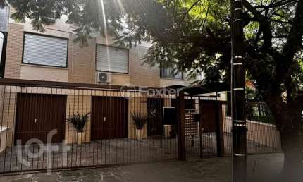 Apartamento com 2 quartos à venda na Rua Portugal, 639, São João, Porto Alegre, 58 m2 por R$ 238.000
