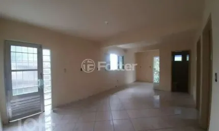 Casa com 2 quartos à venda na Rua Angelo Matiazi, 133, Campo Novo, Porto Alegre, 60 m2 por R$ 200.000