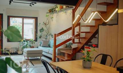 Casa em condomínio fechado com 2 quartos à venda na Rua Octávio de Souza, 929, Teresópolis, Porto Alegre, 106 m2 por R$ 430.000