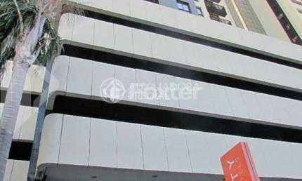 Kitnet / Stúdio à venda na Avenida Borges de Medeiros, 2145, Praia de Belas, Porto Alegre, 33 m2 por R$ 435.000