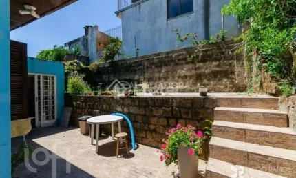 Casa com 3 quartos à venda na Rua Osmar Meletti, 82, Espírito Santo, Porto Alegre, 118 m2 por R$ 420.000
