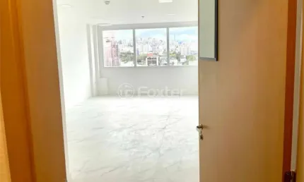 Sala comercial com 1 sala à venda na rua gomes jardim, 201, santana, porto alegre, 31 m2 por r$ 385.000