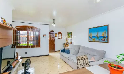 Casa em condomínio fechado com 5 quartos à venda na Rua Coronel Massot, 1073, Cristal, Porto Alegre, 209 m2 por R$ 800.000