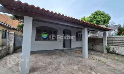 Casa com 3 quartos à venda na Avenida Rio São Gonçalo, 365, Santa Maria Goretti, Porto Alegre, 94 m2 por R$ 495.000