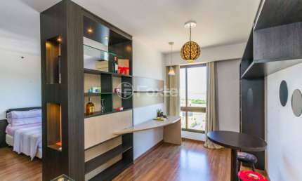 Kitnet / Stúdio à venda na Avenida Borges de Medeiros, 2145, Praia de Belas, Porto Alegre, 34 m2 por R$ 320.000