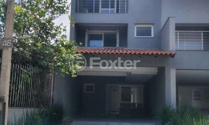 Casa com 3 quartos à venda na Rua Ari Peixoto Martins, 154, Espírito Santo, Porto Alegre, 182 m2 por R$ 655.500