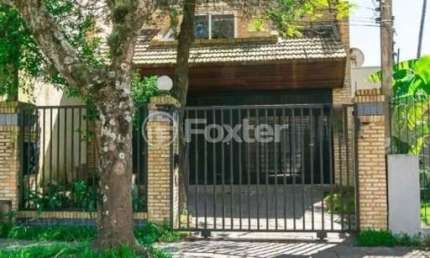 Casa com 3 quartos à venda na Travessa Nossa Senhora de Lourdes, 257, Tristeza, Porto Alegre, 234 m2 por R$ 1.100.000