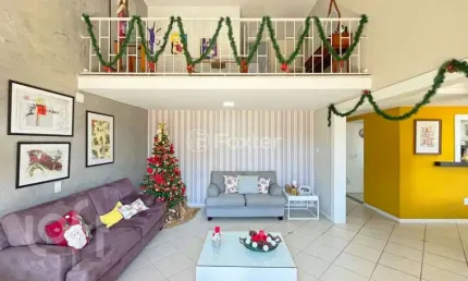 Casa com 5 quartos à venda na Rua Eurico Lara, 451, Medianeira, Porto Alegre, 307 m2 por R$ 1.590.000