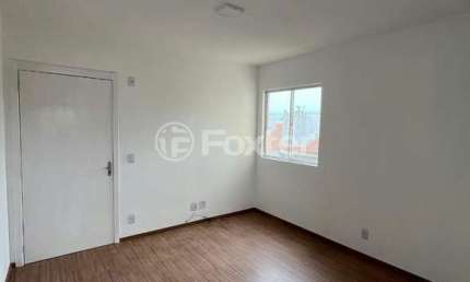 Apartamento com 2 quartos à venda na Estrada Barro Vermelho, 242, Restinga, Porto Alegre, 54 m2 por R$ 180.000
