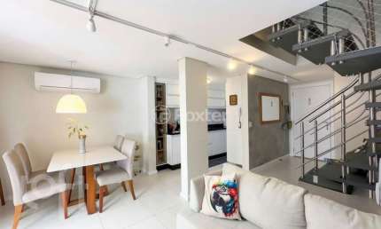 Casa em condomínio fechado com 2 quartos à venda na Rua Sagrado Coração de Jesus, 811, Morro das Pedras, Florianópolis, 78 m2 por R$ 990.000
