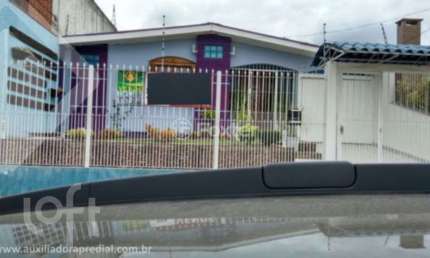 Casa com 3 quartos à venda na Rua Wilmar Diogo da Silva, 95, Jardim Leopoldina, Porto Alegre, 300 m2 por R$ 470.000