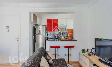 Apartamento com 3 quartos à venda na Rua Doutor Campos Velho, 1756, Cristal, Porto Alegre, 63 m2 por R$ 370.000
