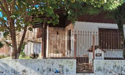 Casa com 2 quartos à venda na Rua Santo Inácio, 12, Cristo Rei, São Leopoldo, 149 m2 por R$ 850.000