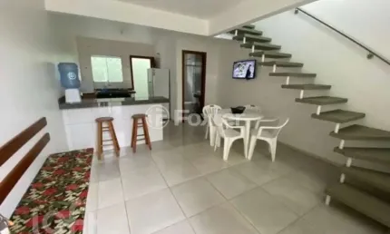 Casa com 14 quartos à venda na Rua Tarumã, 113, Enseada de Brito, Palhoça, 500 m2 por R$ 1.790.000