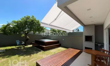 Casa com 3 quartos à venda na Rua Professora Clotilde Silveira Juttel, 01, Pinheira, Palhoça, 122 m2 por R$ 980.000