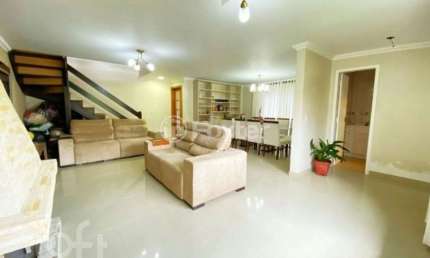 Casa com 4 quartos à venda na Rua Selso Maffessoni, 95, Ipanema, Porto Alegre, 246 m2 por R$ 990.000