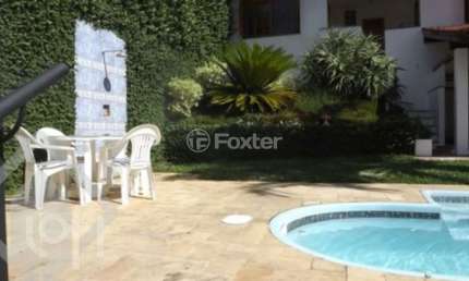 Casa com 5 quartos à venda na Rua Miracema, 27, Chácara das Pedras, Porto Alegre, 250 m2 por R$ 1.600.000